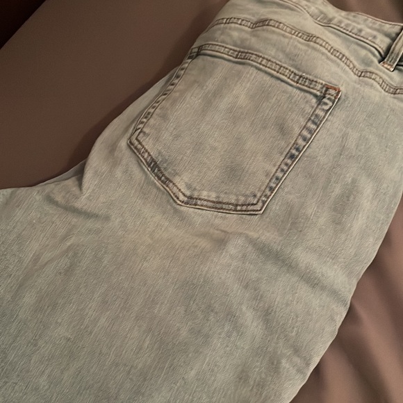 Light denim jeans - Picture 7 of 7
